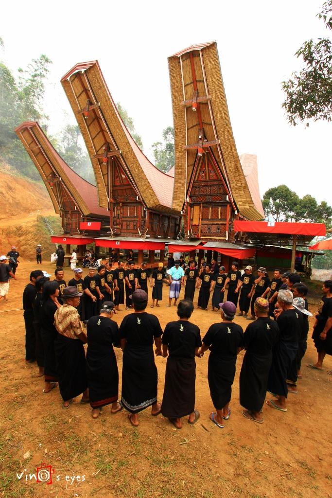 tarian ma'badong